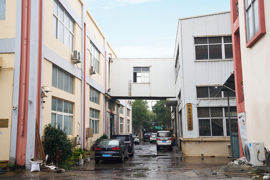 Fabryka na zewnątrz